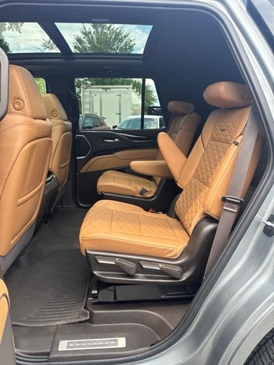 2024 Cadillac Escalade Sport