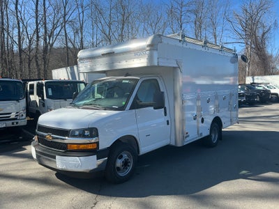 2025 Chevrolet Express Cutaway 3500 1WT