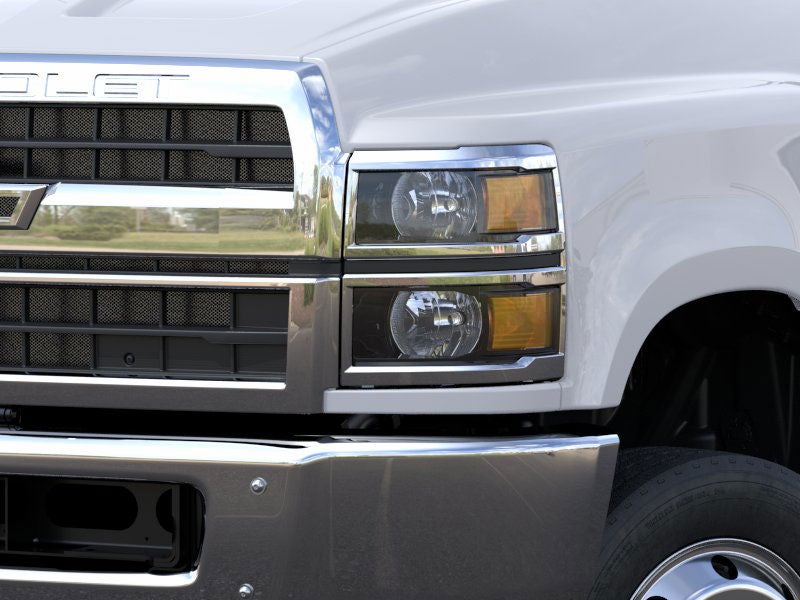 2025 Chevrolet Silverado 6500 HD Work Truck