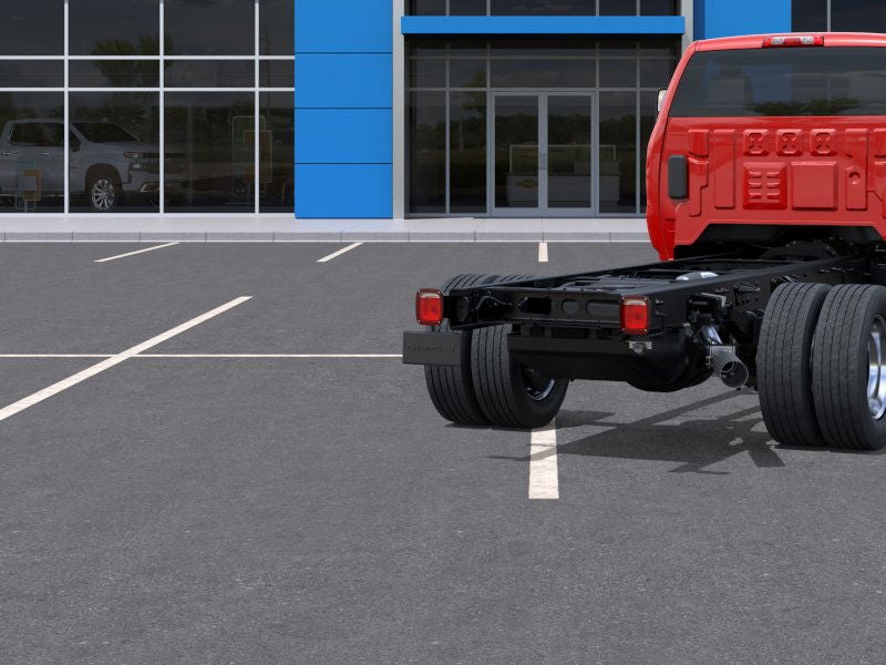 2025 Chevrolet Silverado 6500 HD Work Truck