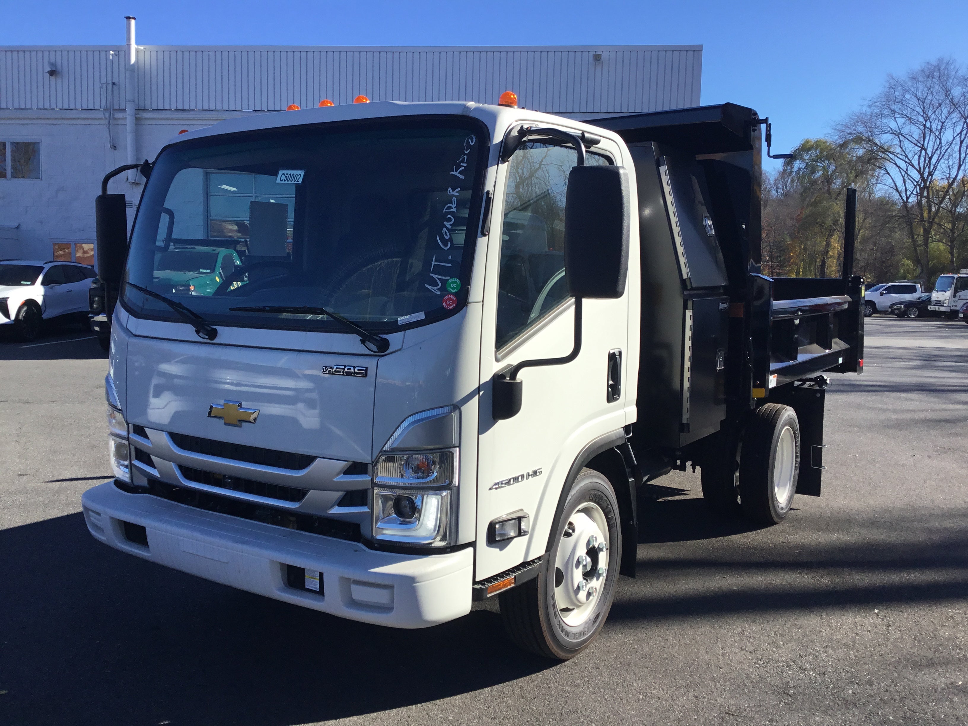 2025 Chevrolet Low Cab Forward 4500 Base